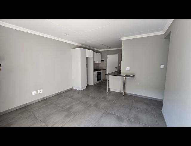 2 BEDROOM SECTIONAL TITLE FOR SALE IN NORTON SMALL FARMS